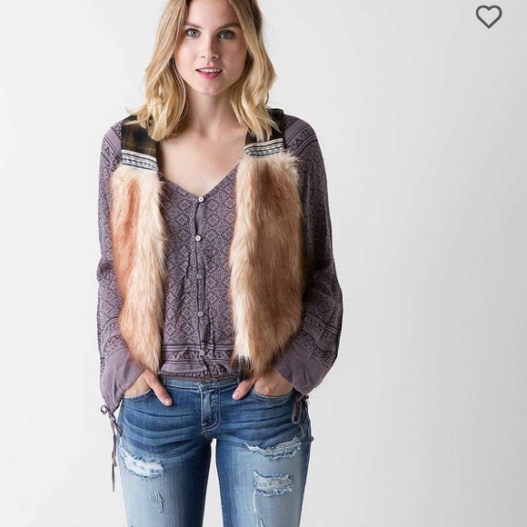 ❗️Host pick❗️ NWOT Gimmicks vest - Picture 1 of 7